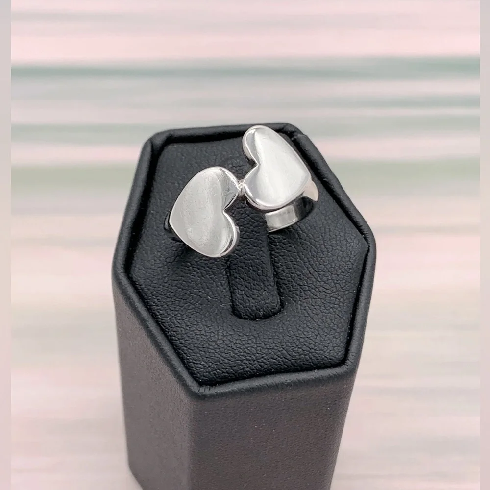 💝Super rare RETIRED double heart James Avery ring! Perfect for Valentine’s Day! - Picture 2 of 8